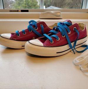 CONVERSE WOMEN'S PINK PURPLE LOW TOP SNEAKER Size 6